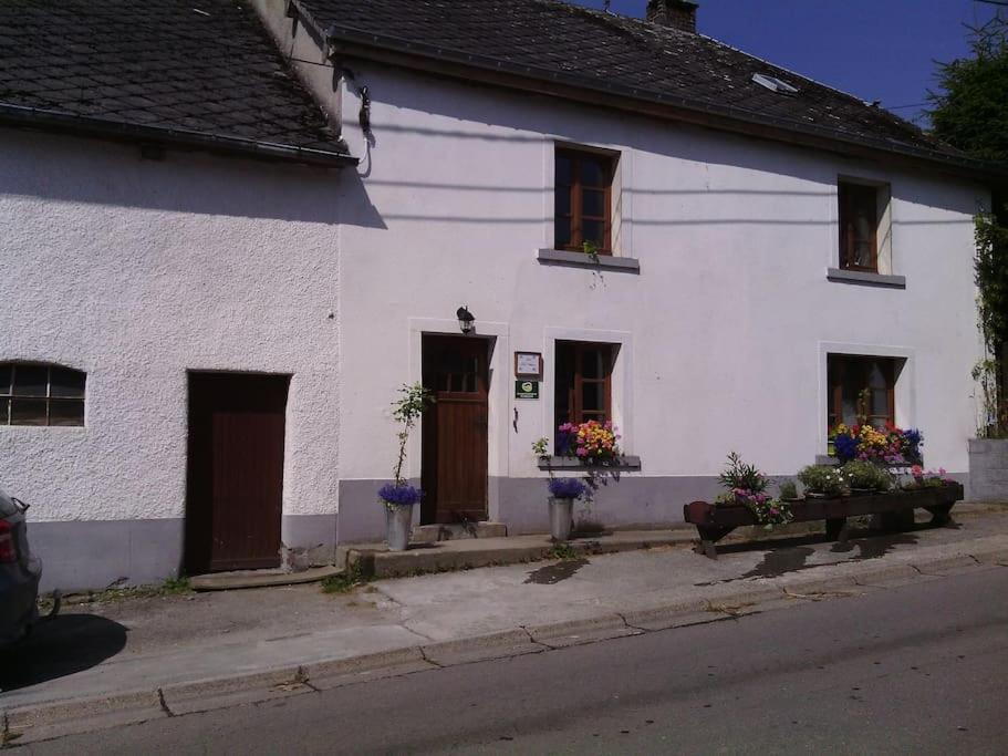 Gite Les 7 Frenes Vaux-sur-Sure Zewnętrze zdjęcie